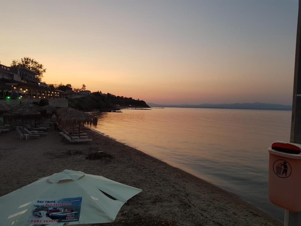 Halkidiki Rooms Néa Fókaia Exterior foto